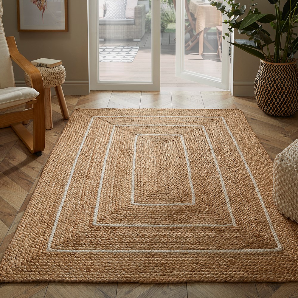 Natural Border Prestbury Hand Braided Jute Rug in Natural